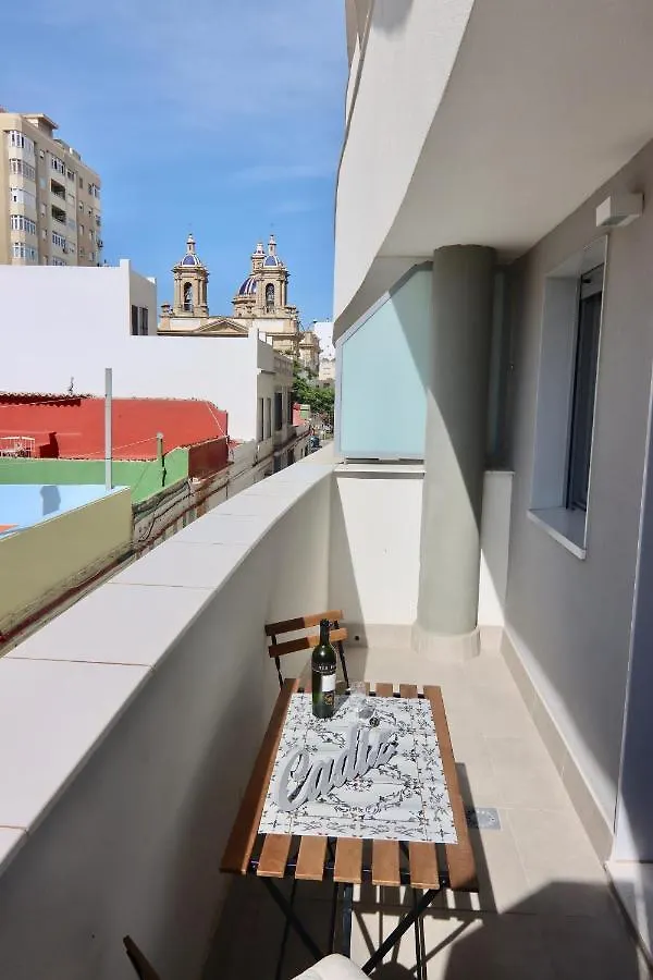 Apartamento San Leonardo Playa Cadiz İspanya